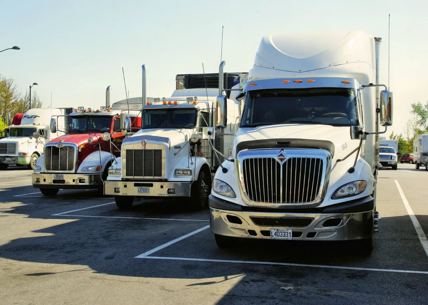 Mobile fleet washing service for commercial vehicles in Minnesota and Wisconsin